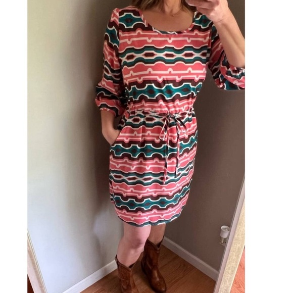 Peach Love Geometric patterned dress Size Medium - Picture 2 of 16